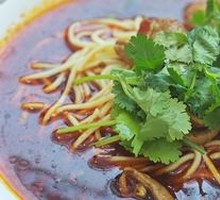 Braised Pork Intestines Noodles