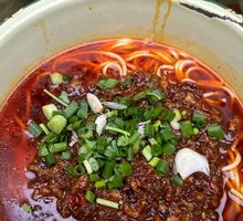 Beef Sauce Noodles