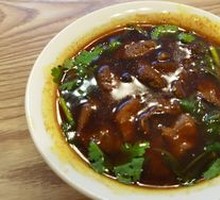 Bench Dock Braised Intestine Noodles