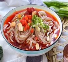 Spicy Dan Dan Noodles with Pork Sauce