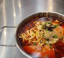 Hot Pot Lunch Meat Noodles