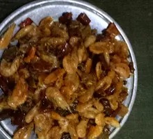 Stir-Fried River Shrimp