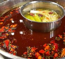 Mother and Child Pot