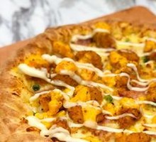 Classic Italian Meat Sauce Pizza