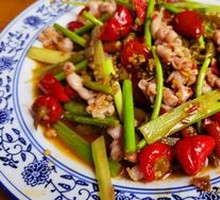 Pickled Pepper Intestine