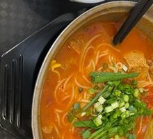 Tomato Braised Pork Noodles