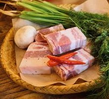 Lemongrass Oil Braised Chicken