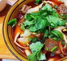 Beef Daoxiao Noodles