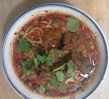 Pickled Pepper Beef Noodles