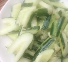 Garlic Cucumber Salad