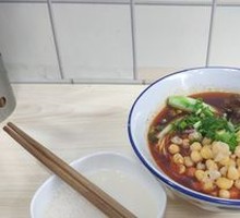 Pea and Beef Noodles