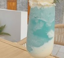 Apple Mountain Under