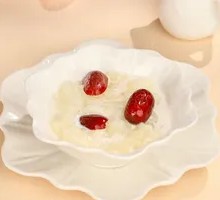 Red Date Milk Stewed Snow Fungus