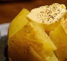 Baked Butter Cheese Potatoes