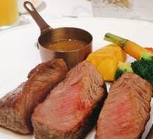 Fruitwood Grilled Steak