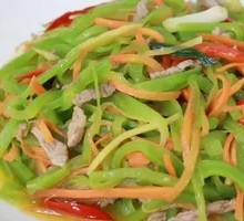 Stir-Fried Pork Shreds with Lettuce
