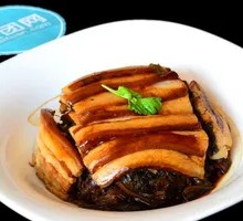 Preserved Vegetable Braised Pork