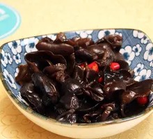 Pickled Pepper Black Fungus