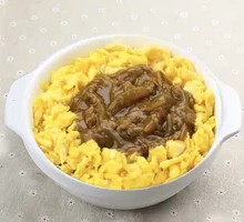 Sautéed Pepper Beef with Egg Rice