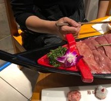 Sliced Pork Kidney with Big Knife