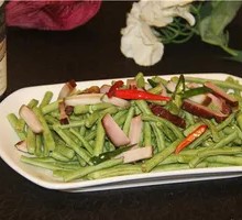 Preserved Pork Stir-Fried Green Beans