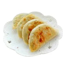 Leek and Egg Dumplings