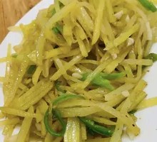 Stir-Fried Potato Strips