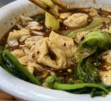 Sichuan-style Dumplings with Medium Spiciness