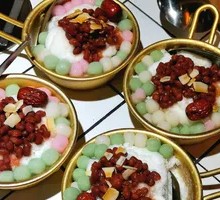 Snow White Ice Dumplings