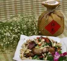 Old Pickled Vegetable Stir-fried with Preserved Pork