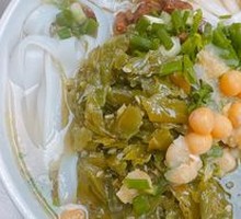 Green Pepper Lean Pork Rice Noodles