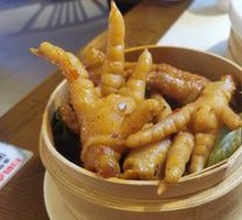 Old-School Braised Chicken Feet