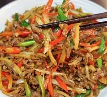 Young Ginger Stir-Fried Pork Strips