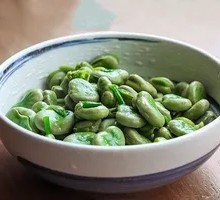 Scallion Fried Broad Beans