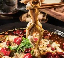 Jumping Frog with Spicy Sauce