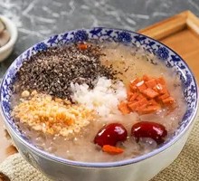 Tremella and Glutinous Rice Porridge