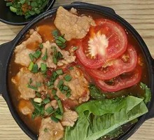 Tomato Pork Rice Noodles