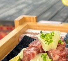 Fresh Pineapple Beef Cubes