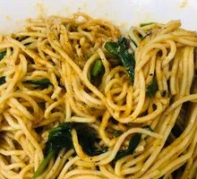 Dry Stir-Fried Noodles