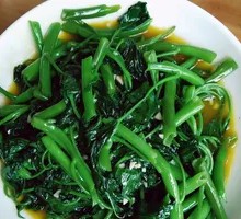 Garlic Stir-Fried Water Spinach