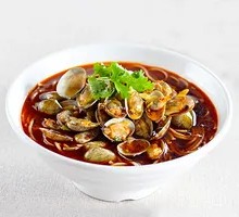 Sour and Spicy Garlic Clam Noodle