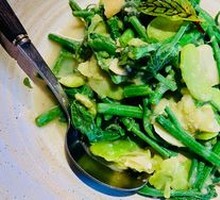 Bitter Melon Tips with Spring Broad Beans