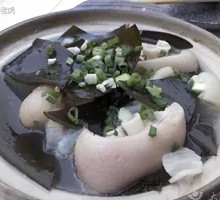 Kelp Pig Trotter Soup
