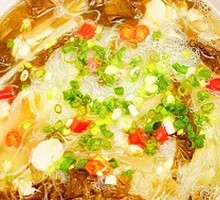 Sour Cabbage and Vermicelli Soup