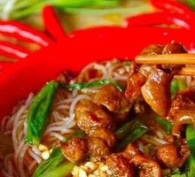 Braised Intestine Rice Noodles