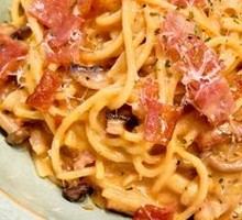 Salted Egg Yolk Cream Bacon Pasta