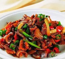 Pepper Stir-fried Pork Ribs Baozi Rice