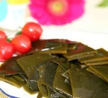 Braised abalone with sauce