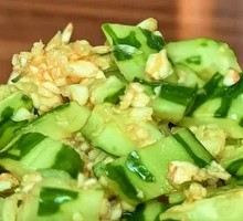 Garlic Cucumber Salad