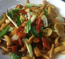 Pickled Chili Sliding Mushrooms